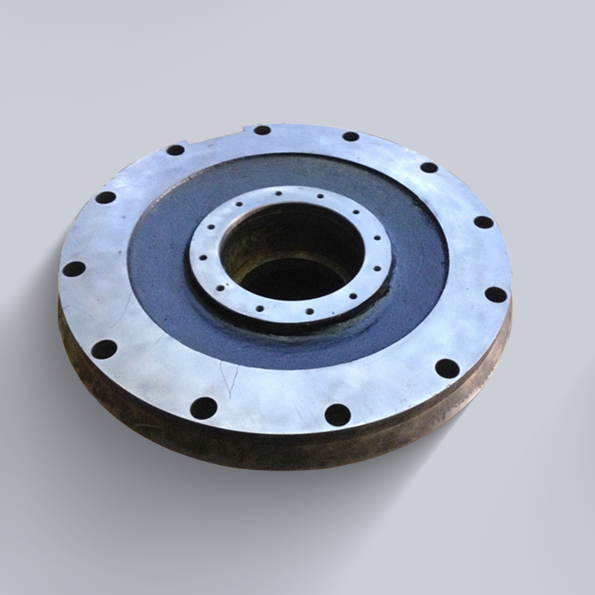 قطعة صناعية لمحور التوجيه